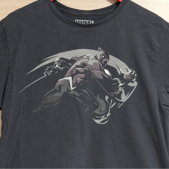 Marvel Black Panther Tee Large​ - Picture 2 of 5
